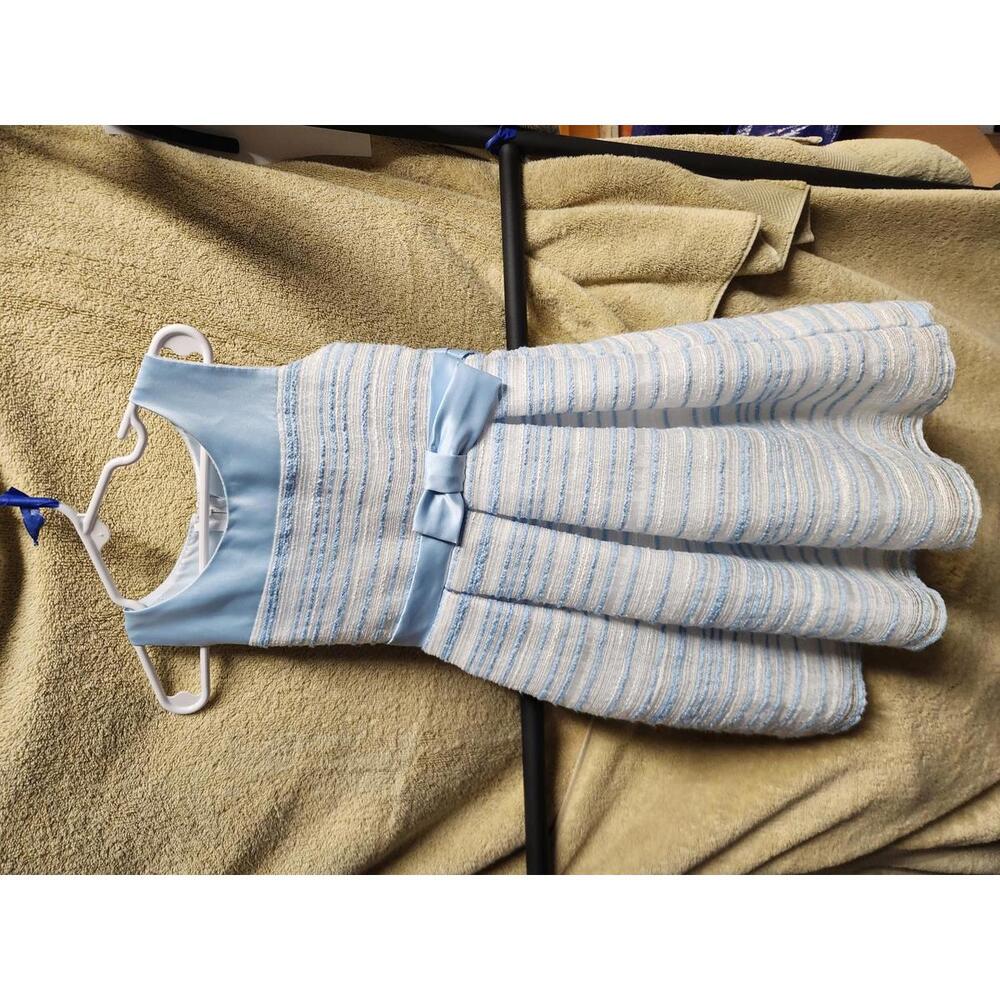Sweet Kid’s Blue & White Bouclé Dress Sz 4